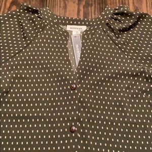 Green and white Monteau 3/4 sleeve shirt